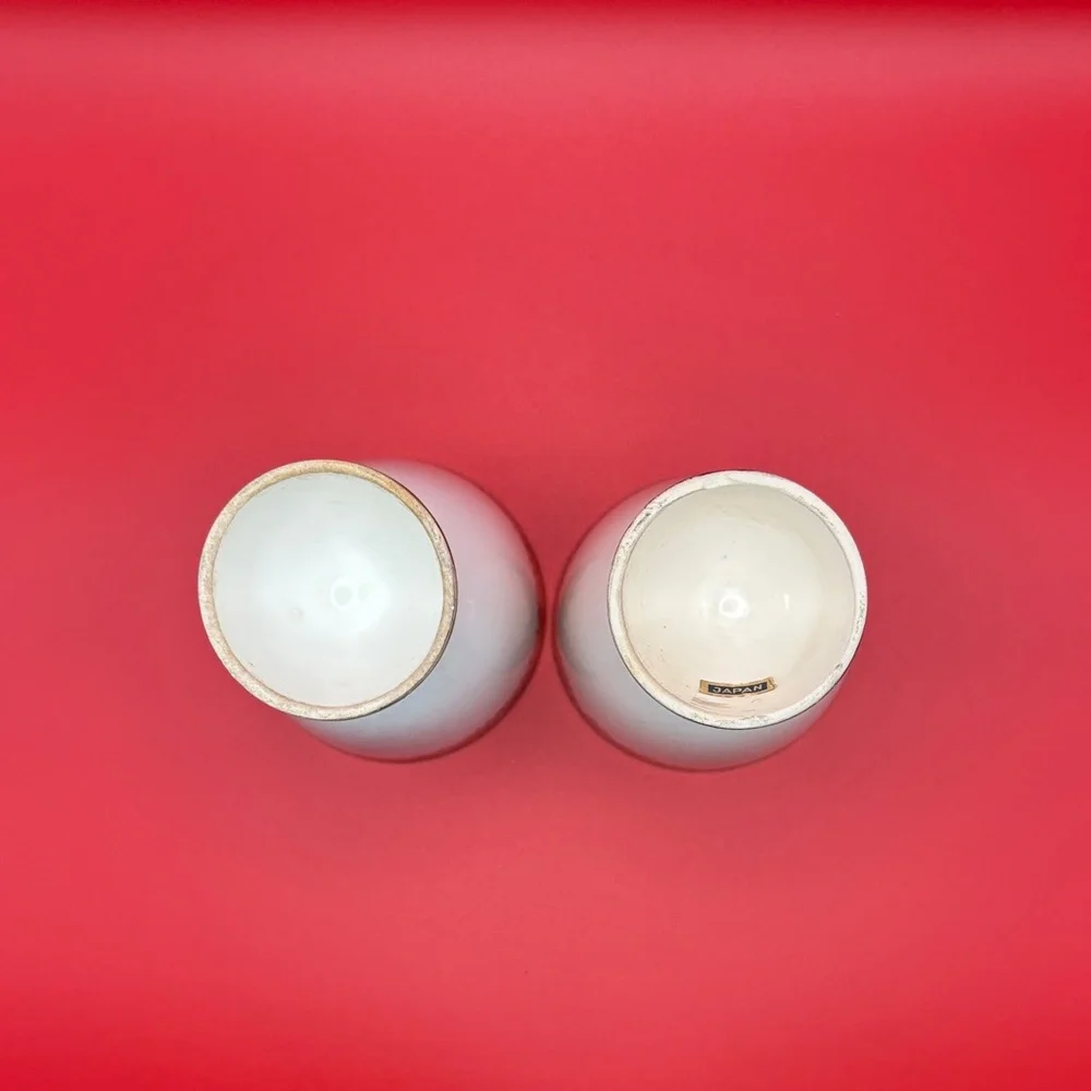 VTG Set of 2 Porcelain Egg Cups Ivory with Gold Trim Around Top‎ And Bottom